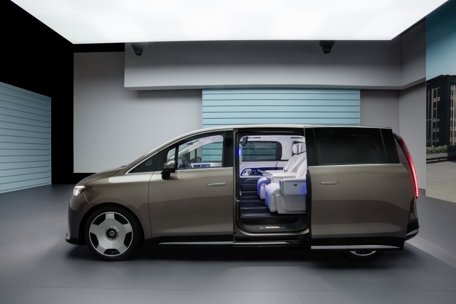 Mercedes VLE 2026 zadná časť a profil