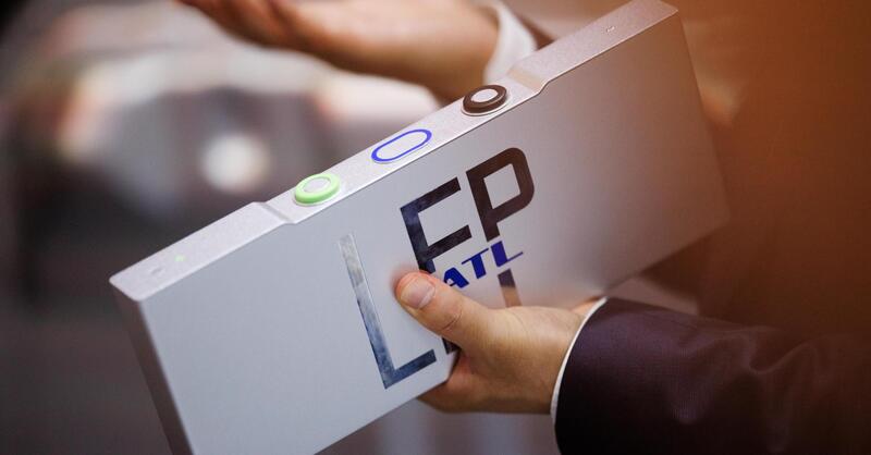 Číňania z CATL berú všetko: superbatérie pre autá a tvrdý boj o vzácne kovy