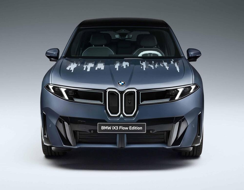 BMW iX3 Flow Edition E Ink detail