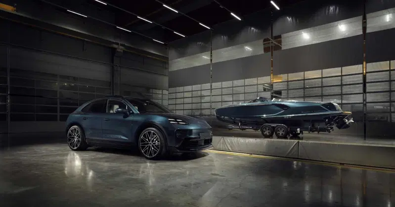 Porsche Macan Turbo rozväzuje laná: Frauscher 790 Spectre prináša na vodu 400 kW z elektrickej Macan